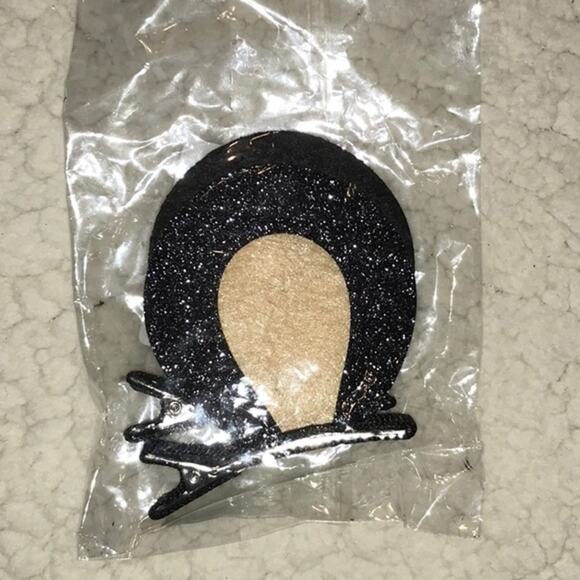 Sparkly Bear Ear Hair Clip Barrettes NWT - Picture 6 of 6